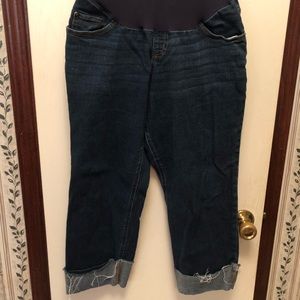 Maternity Capri (Final Price)